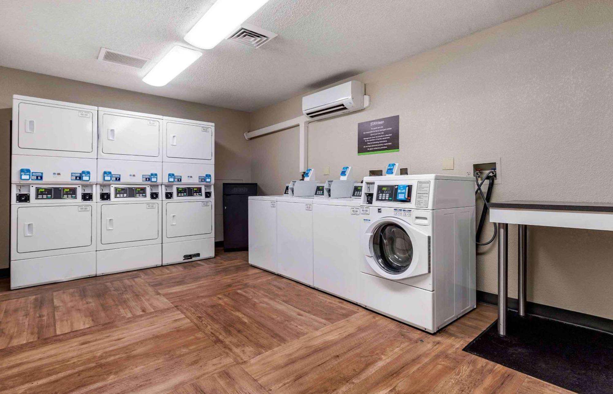 Extended Stay America Premier Suites - Charlotte - Pineville - Pineville Matthews Rd. Eksteriør billede