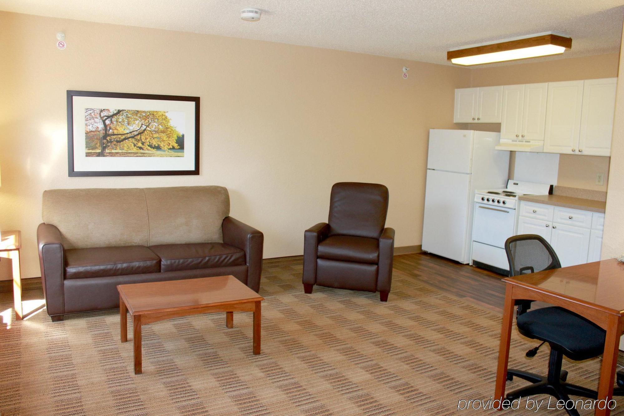 Extended Stay America Premier Suites - Charlotte - Pineville - Pineville Matthews Rd. Eksteriør billede